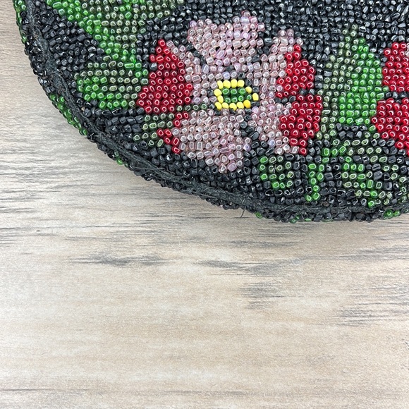 Gorgeous Vintage Floral Seed Bead Beaded Pouch w Velvet Lining - Picture 7 of 14